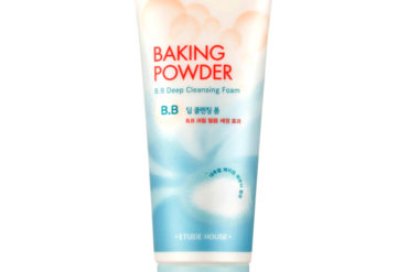 Etude House Baking Powder BB Deep Cleansing Foam review