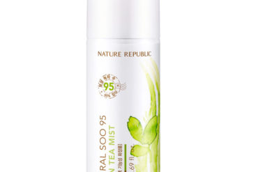 Nature Republic Soo 95 Green Tea Mist Review and The Beauty Benefits of Green Tea