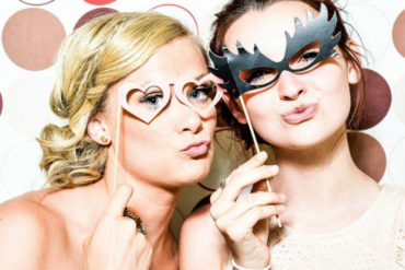 photo booth wedding party girls