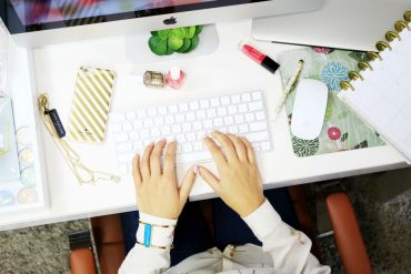 online shopping working blogging career
