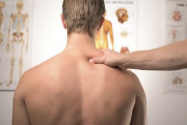 chiropractor massage health bones
