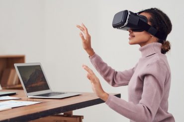 virtual reality goggles tech