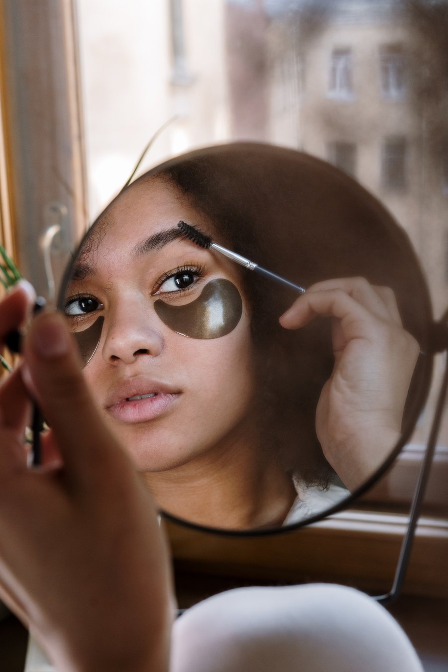 Thicken Your Eyebrows With These Top Tips