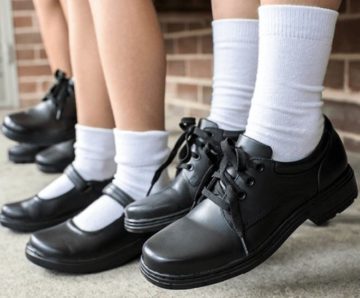 How to choose the best school shoes for kids this year - Style Vanity
