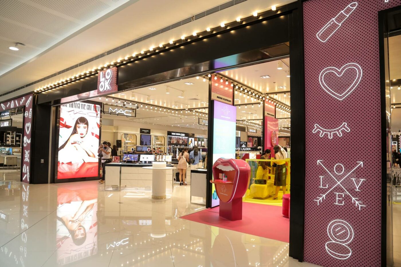 Here s What s Waiting For You At The Newest LOOK Store In SM Mall Of here-s-what-s-waiting-for-you-at-the-newest-look-store-in-sm-mall-of
