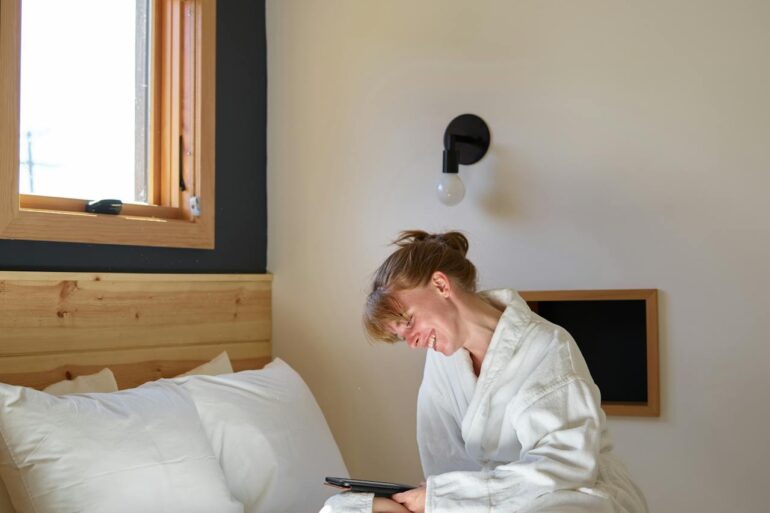 where to read adult manhwa legally