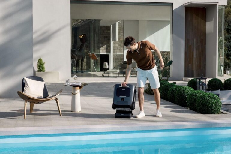 robot pool cleaner