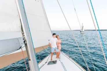 romantic engagement photo destinations